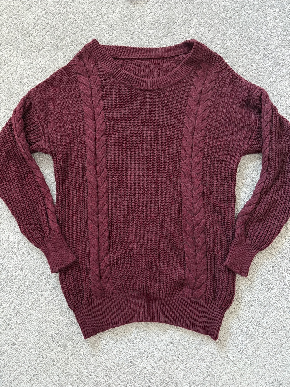 Women's Cable Knit Crewneck Sweater - Burgundy